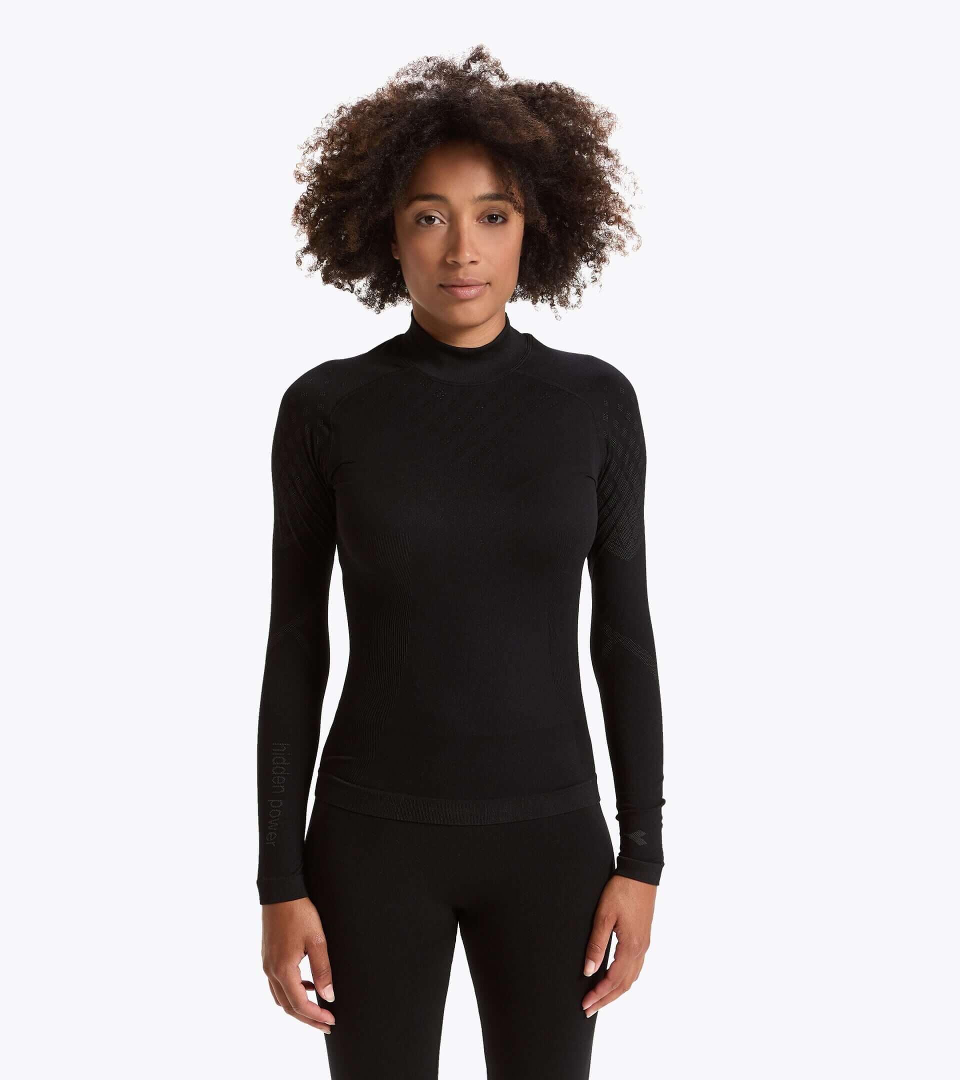 Diadora, Diadora Womens ACT Turtle Neck Long Sleeve Training Tee